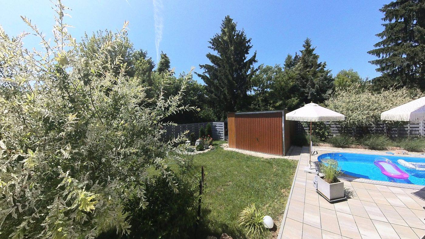 Modernes Doppelhaus mit Pool — 20 km zum Balaton – Foto 3